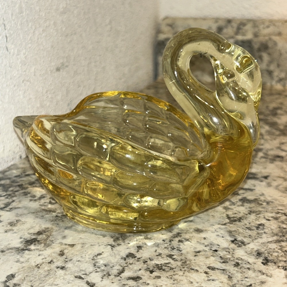 Vintage Viking Glass Amber Swan Candy Dish 4.5" Tall/6"‎ Long/3.5" Wide